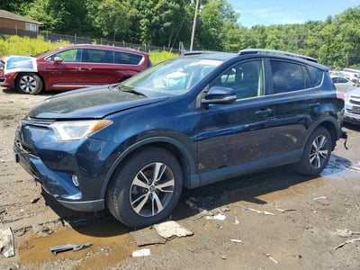 JTMRFREV3JJ****** 2018 Toyota RAV4