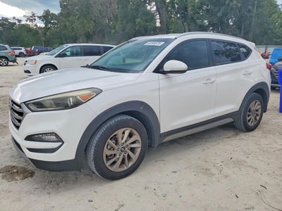 KM8J33A20HU****** 2017 Hyundai Tucson