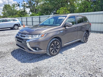 JA4J24A59JZ****** 2018 Mitsubishi Outlander