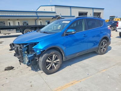 JTMRFREV3JJ****** 2018 Toyota RAV4