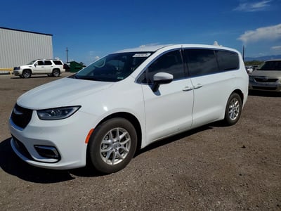 2C4RC1BG8PR****** 2023 Chrysler Pacifica