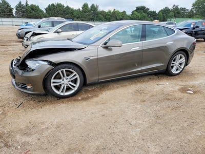 5YJSA1E21FF****** 2015 Tesla Model S