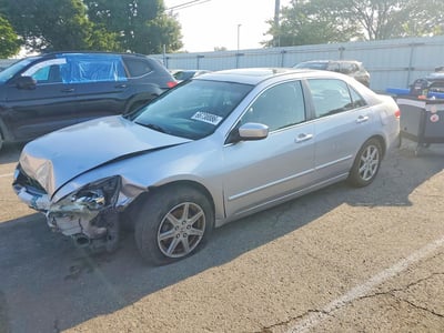 1HGCM66544A****** 2004 Honda Accord