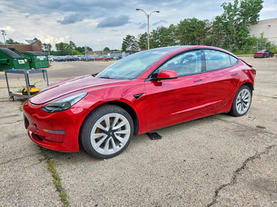 5YJ3E1EA9NF****** 2022 Tesla Model 3