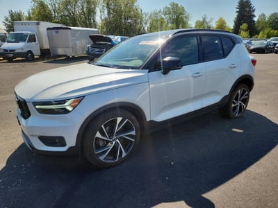 YV4162UM4L2****** 2020 Volvo XC40