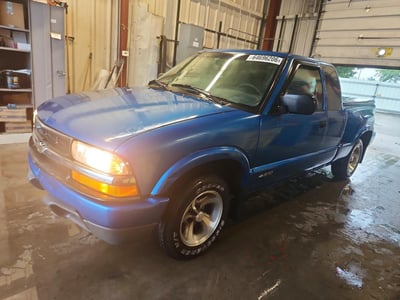 1GCCS1955Y8****** 2000 Chevrolet S10