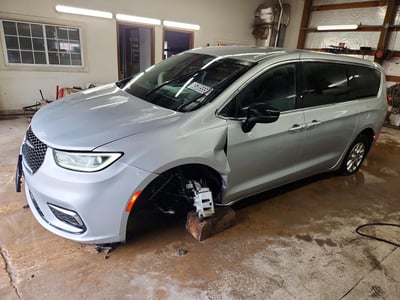 2C4RC1BG9TR****** 2026 Chrysler Pacifica