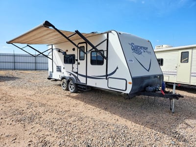 4X4TSVX21E2****** 2014 Forest River Surveyor