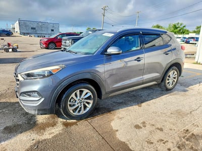 KM8J3CA26GU****** 2016 Hyundai Tucson