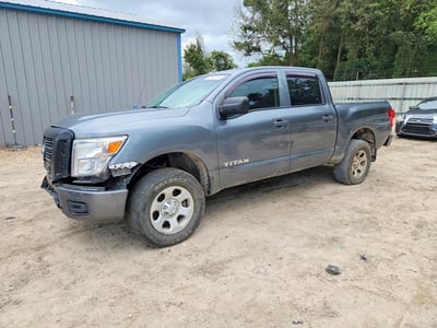 1N6AA1EK7JN****** 2018 Nissan Titan
