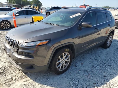 1C4PJLCB6HD****** 2017 Jeep Cherokee