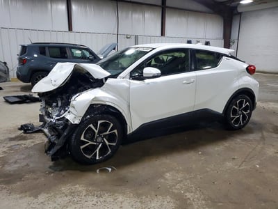 JTNKHMBX0L1****** 2020 Toyota C-HR