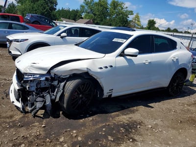 ZN661ZUA0KX****** 2019 Maserati Levante