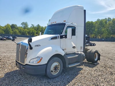 1XKYA48X3GJ****** 2016 Kenworth T680
