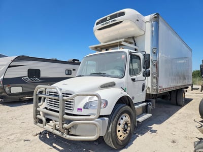 3ALACXFC6PD****** 2023 Freightliner M2