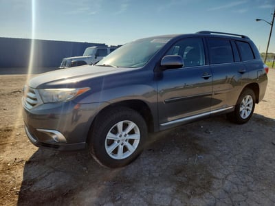 5TDBK3EH6CS****** 2012 Toyota Highlander