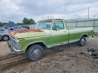 F10YKS4**** 1973 Ford F-100 W/long Bed