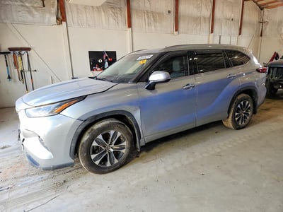 5TDGZRBH8MS****** 2021 Toyota Highlander