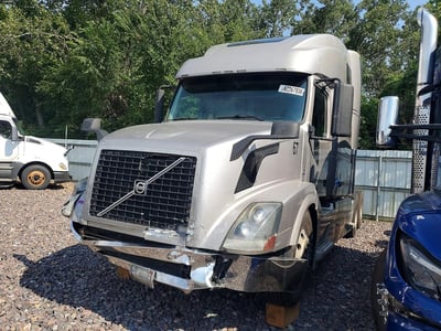 4V4NC9EJ5BN****** 2011 Volvo VNL