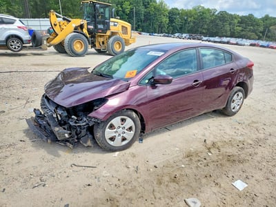 3KPFL4A76JE****** 2018 Kia Forte
