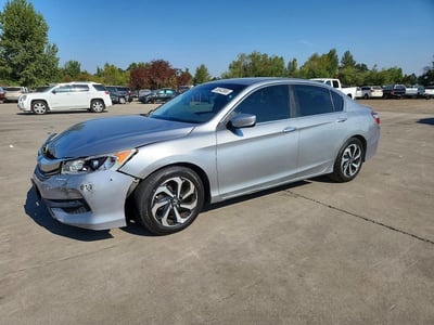 1HGCR2F31HA****** 2017 Honda Accord