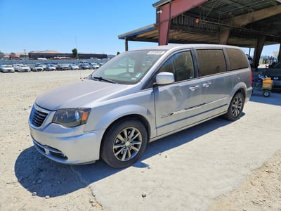 2015 Chrysler Town & Country