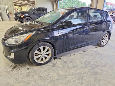 KMHCU5AE2CU****** 2012 Hyundai Accent