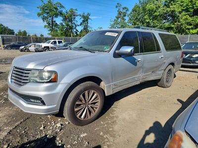 5LMJJ3HT4GE****** 2016 Lincoln Navigator