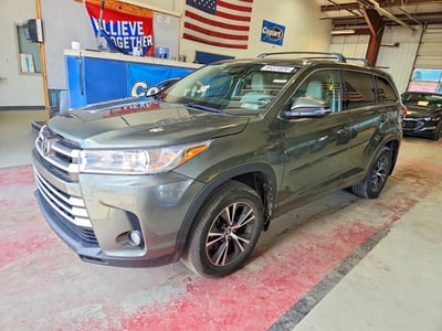 5TDBZRFHXHS****** 2017 Toyota Highlander