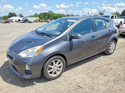 JTDKDTB32D1****** 2013 Toyota Prius C