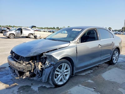 3VWL17AJ2HM****** 2017 Volkswagen Jetta