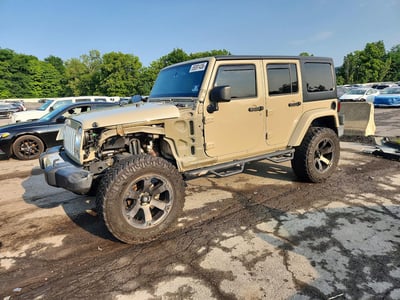 1C4BJWEGXHL****** 2017 Jeep Wrangler