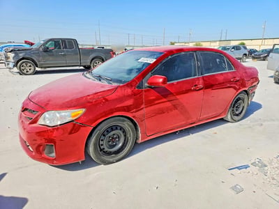5YFBU4EE8DP****** 2013 Toyota Corolla