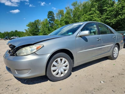 4T1BE30KX5U****** 2005 Toyota Camry