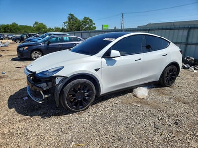 5YJYGDEE4LF****** 2020 Tesla Model Y