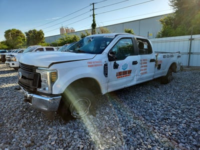 1FT7W2B60JE****** 2018 Ford F-250