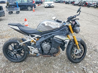 2022 Triumph Speed Triple
