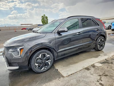 KNDCR3L13P5****** 2023 Kia Niro
