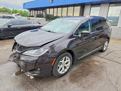2C4RC1EG4HR****** 2017 Chrysler Pacifica