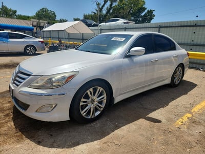 KMHGC4DD2DU****** 2013 Hyundai Genesis