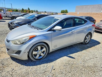 5NPDH4AE5DH****** 2013 Hyundai Elantra