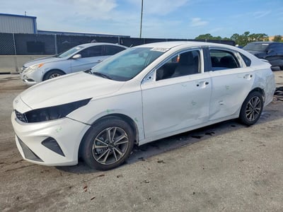 3KPF24AD3RE****** 2024 Kia Forte