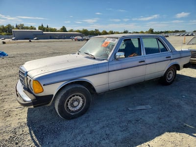 WDBAB33A6CB****** 1982 Mercedes-Benz 300 Series