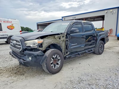 5TFAZ5CN8HX****** 2017 Toyota Tacoma