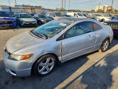 2HGFG12828H****** Salvage and Wrecked 2008 Honda Civic in Los Angeles