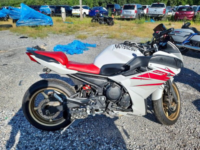 2010 Yamaha FZ6R