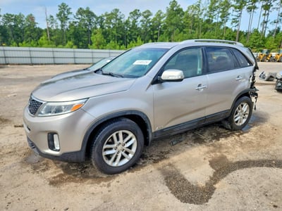 5XYKTCA61FG****** 2015 Kia Sorento