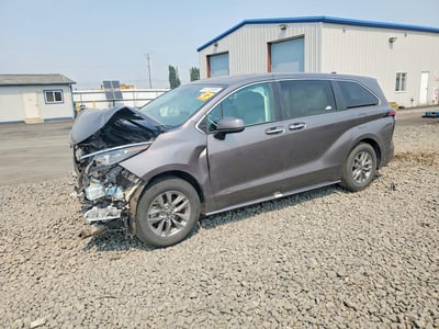 5TDYRKEC4NS****** 2022 Toyota Sienna