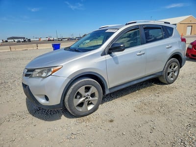 JTMBFREV6FJ****** 2015 Toyota RAV4