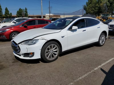 5YJSA1E12FF****** 2015 Tesla Model S